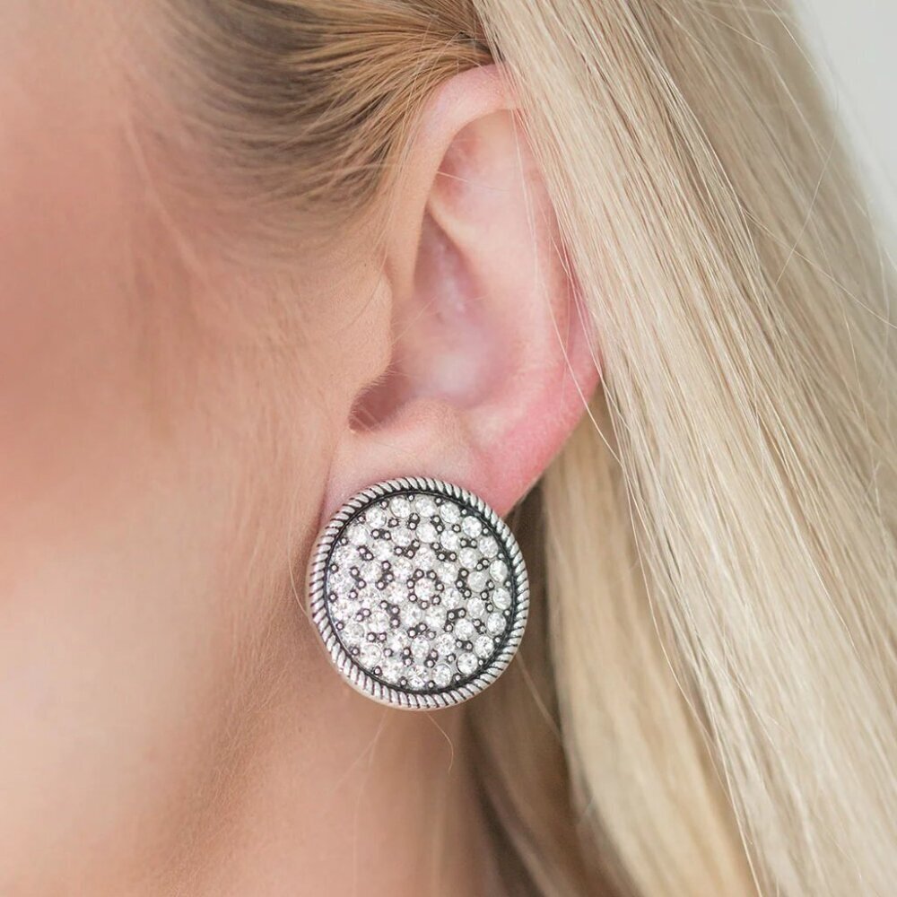 Paparazzi Jewelry Accessories - Gatsby, Who? - White Earrings - Vintage
